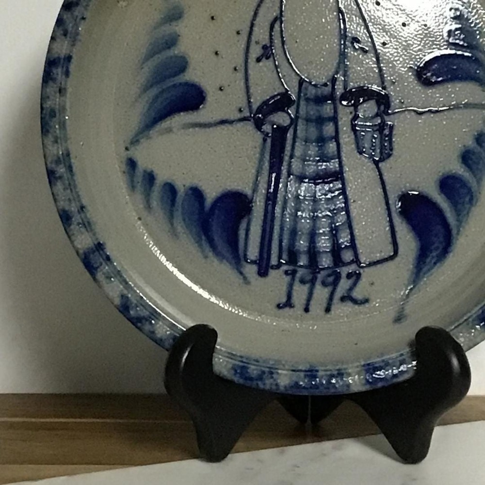 Rowe Pottery Works 1992 Santa Claus Salt Glaze Stoneware Plate Blue Cobalt 10in - Picture 6 of 11